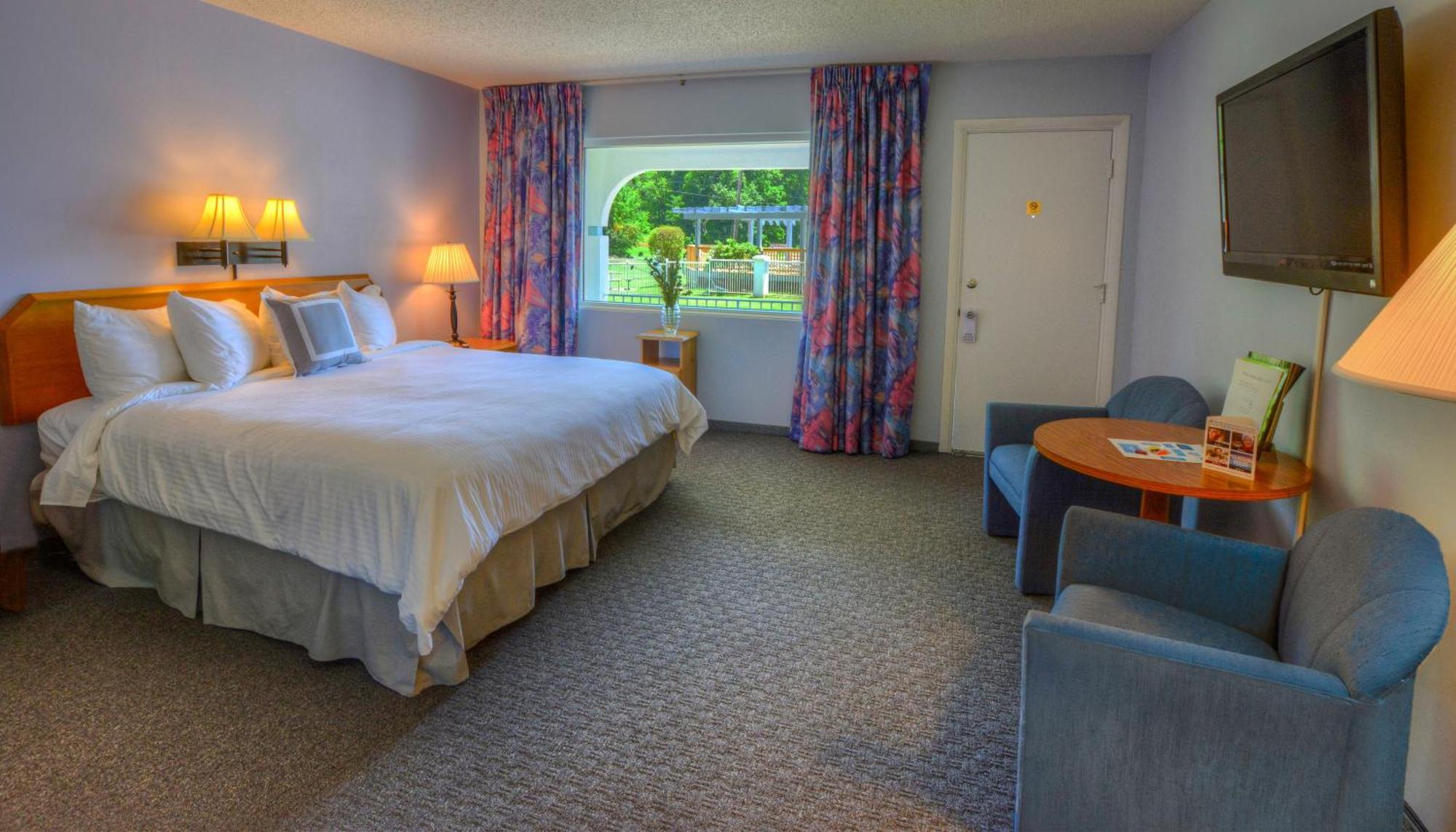 King Room with Mountain View,1588231112:JPEG